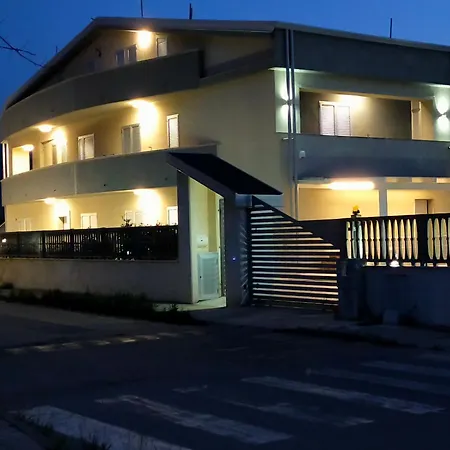 Frontemare רוסאנו