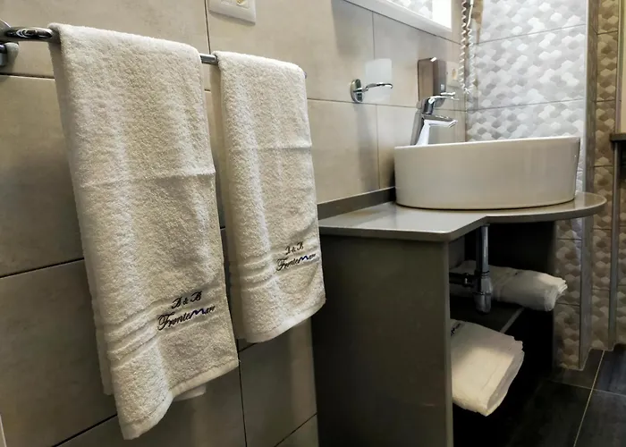 Frontemare Bed & Breakfast *